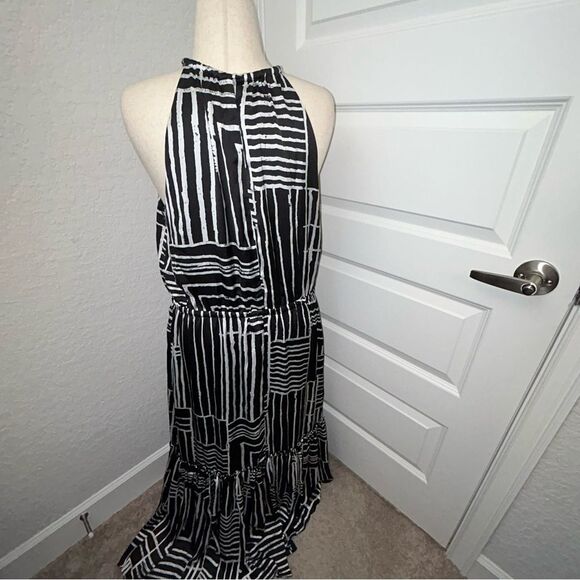 New, Chico’s Halter  Ruffle Maxi Dress Chicos - Picture 3 of 14